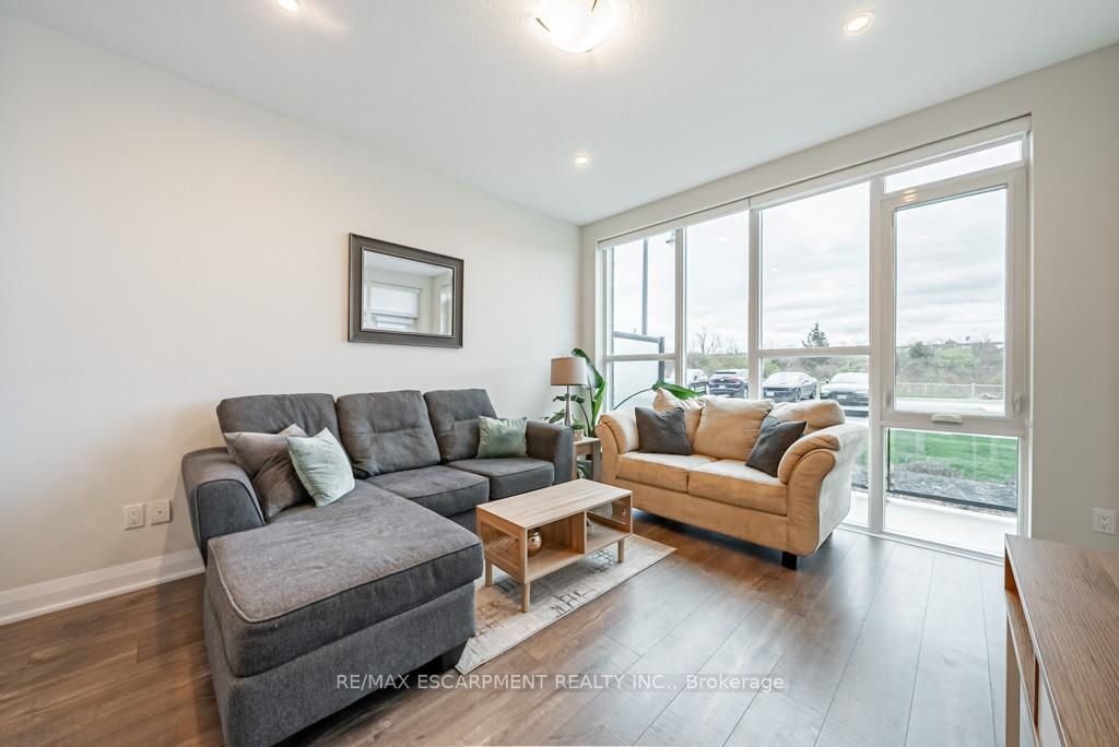 16 Concord Pl S, #118