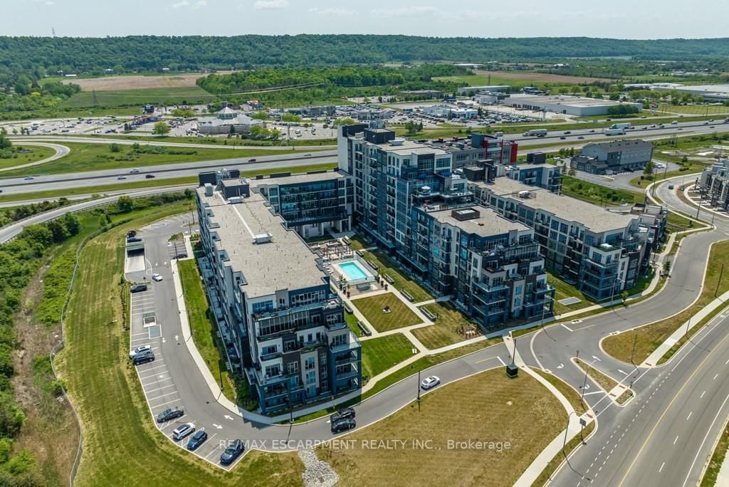 16 Concord Pl S, #118