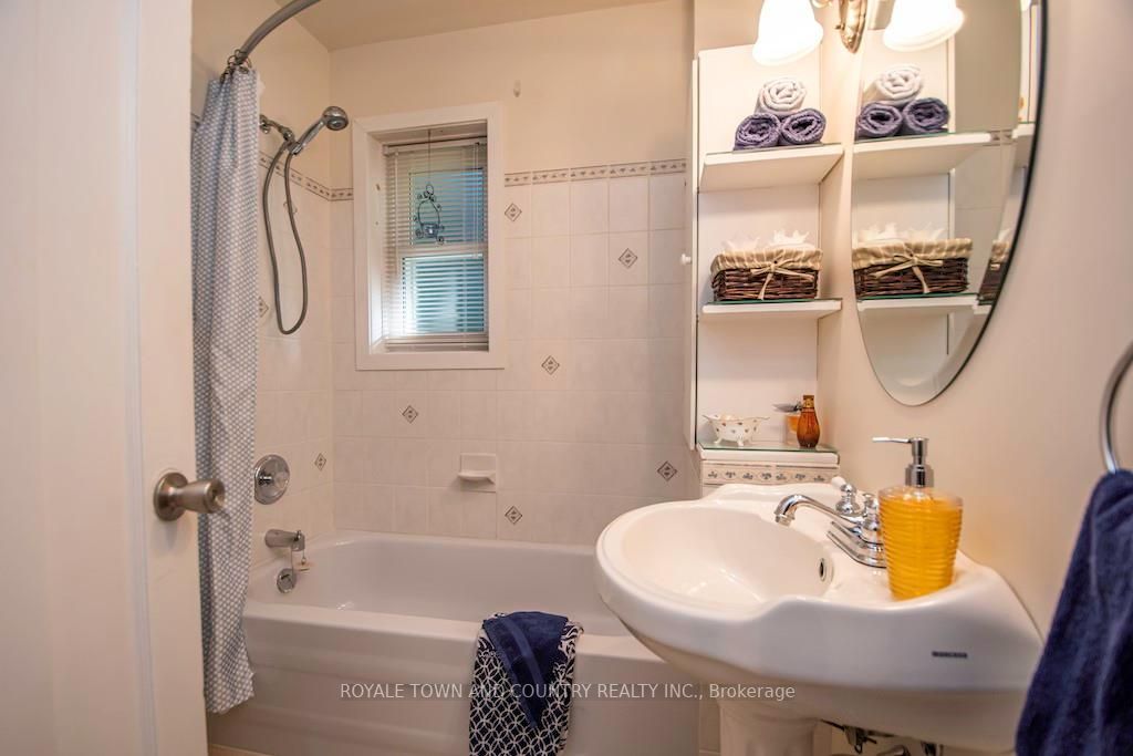1370 Monaghan Rd