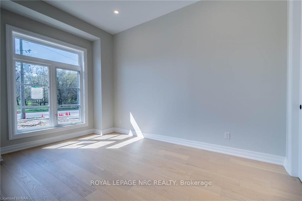 45C Lakeshore Rd