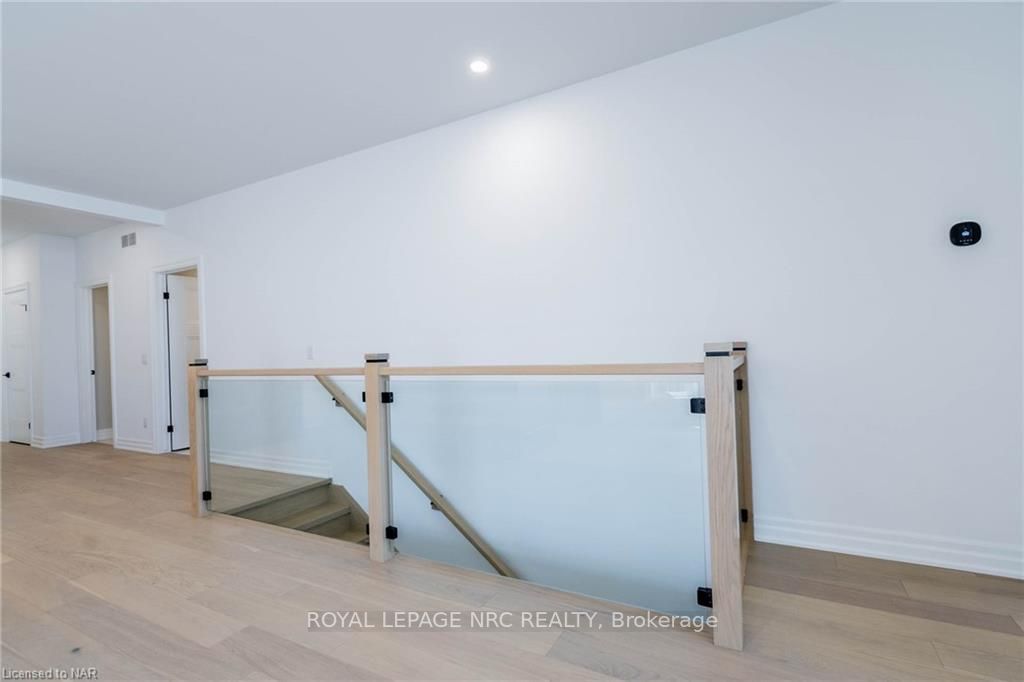 45C Lakeshore Rd