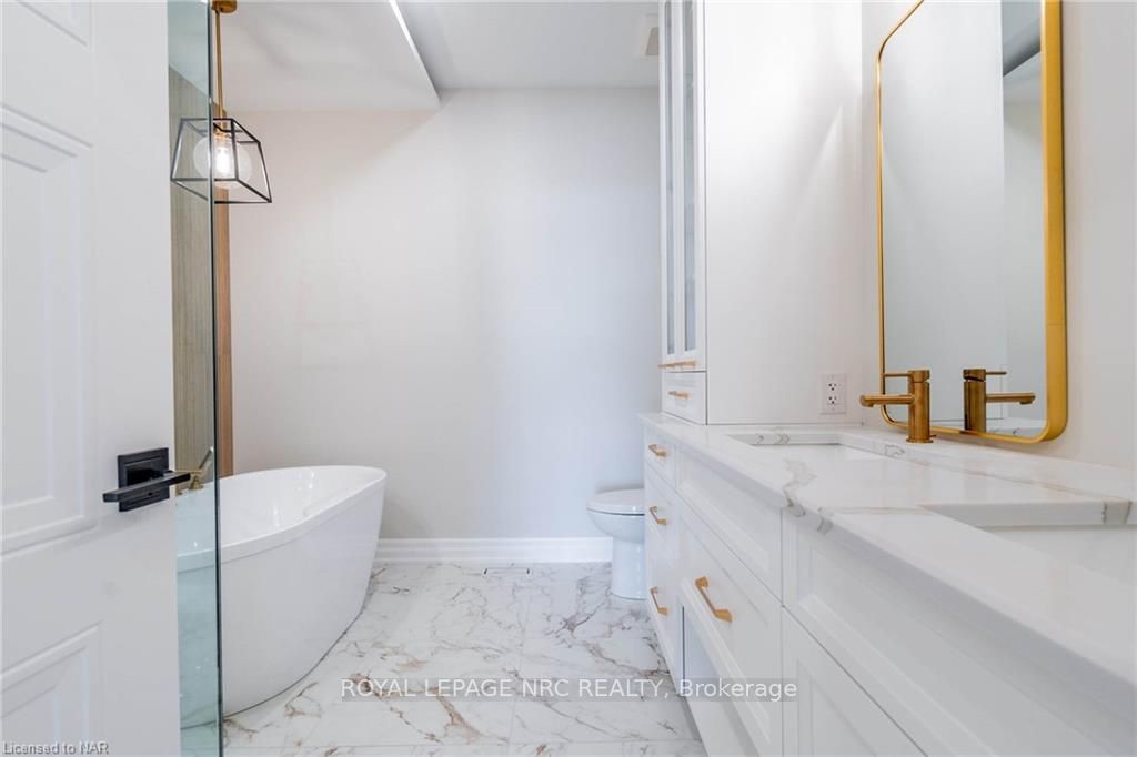45C Lakeshore Rd