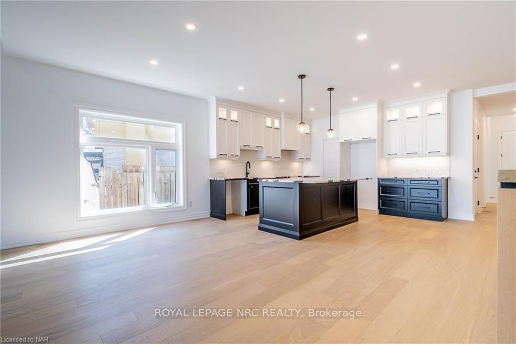 45C Lakeshore Rd