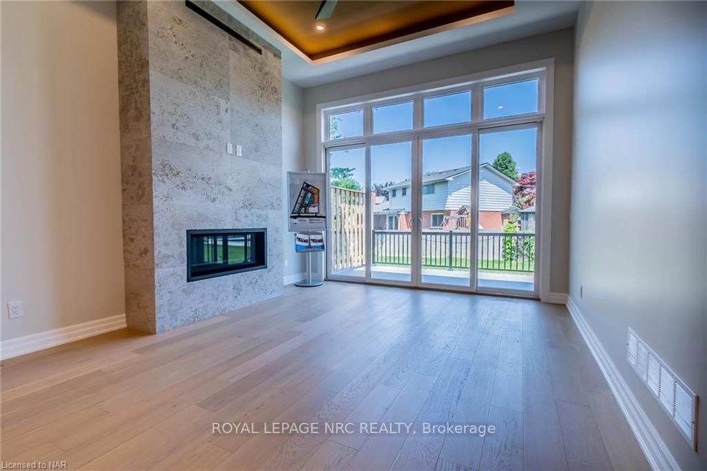 45B Lakeshore Rd