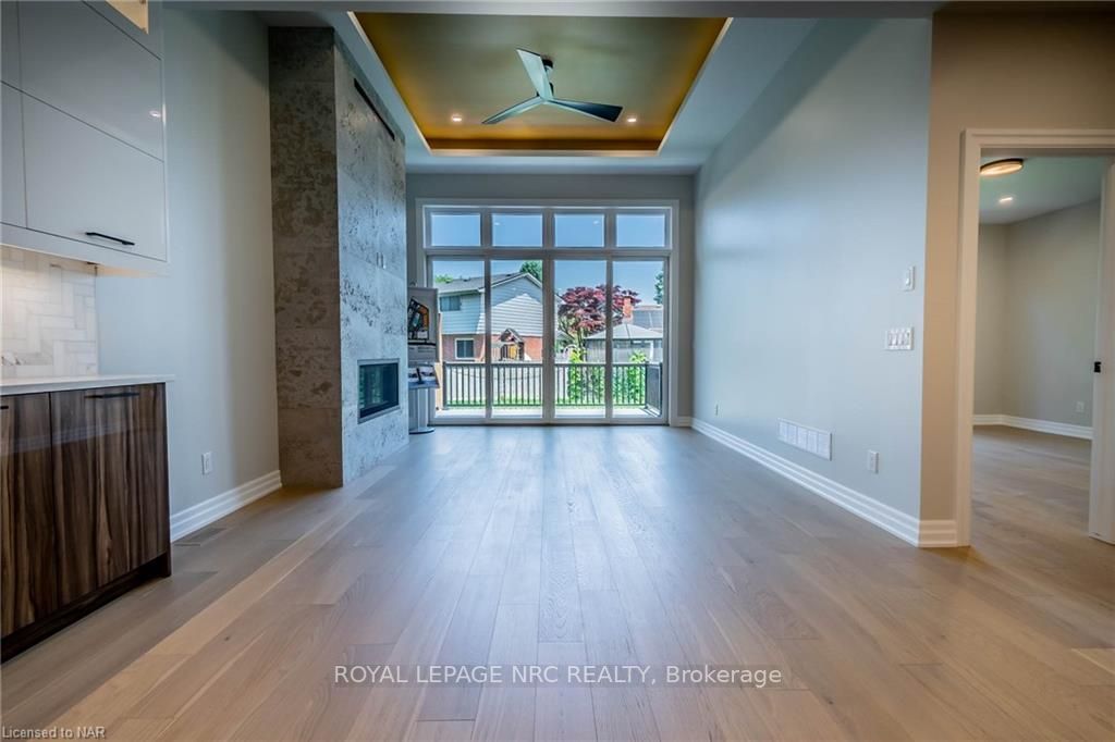 45B Lakeshore Rd