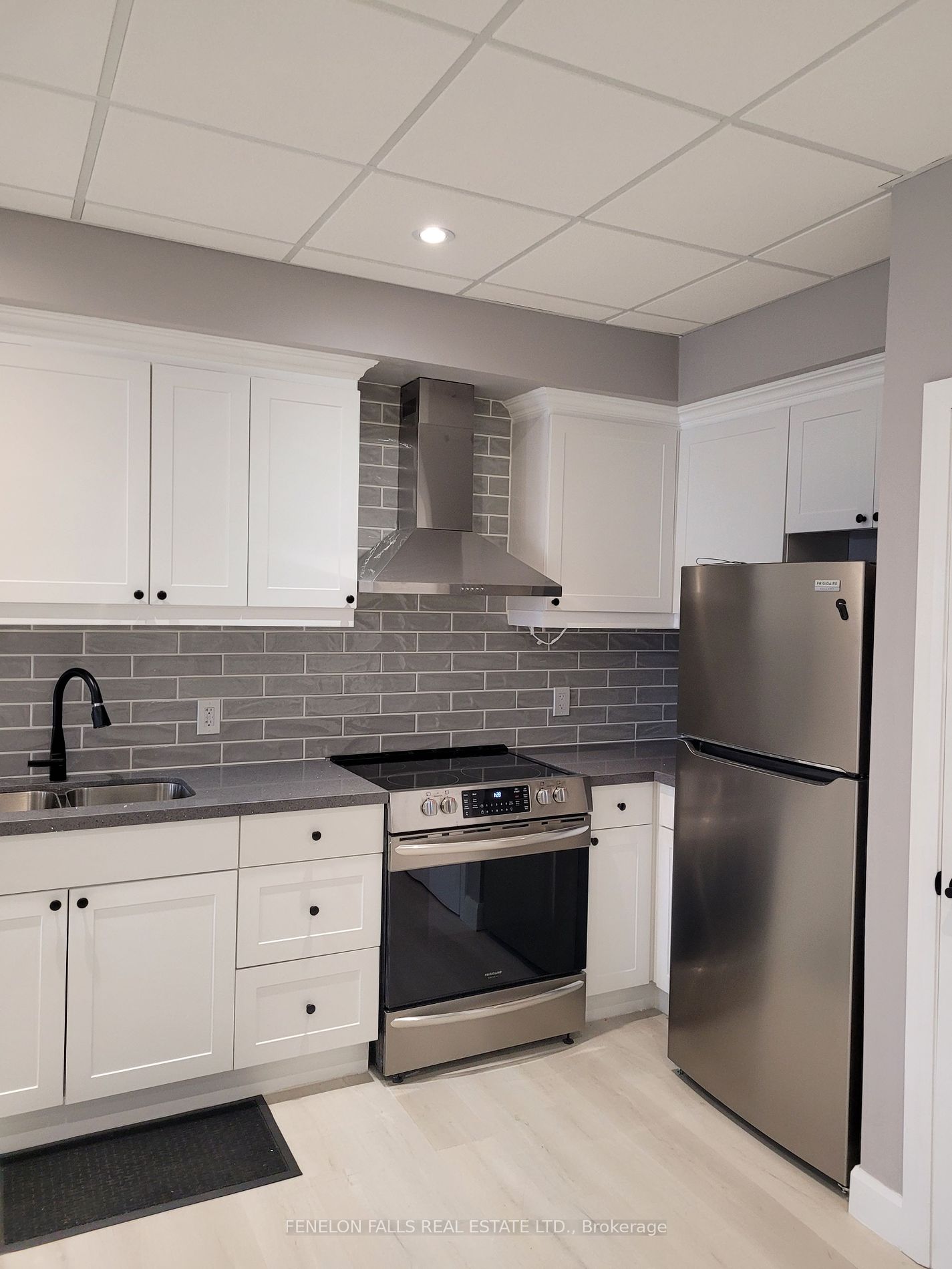 17 Colborne St, #Apt C