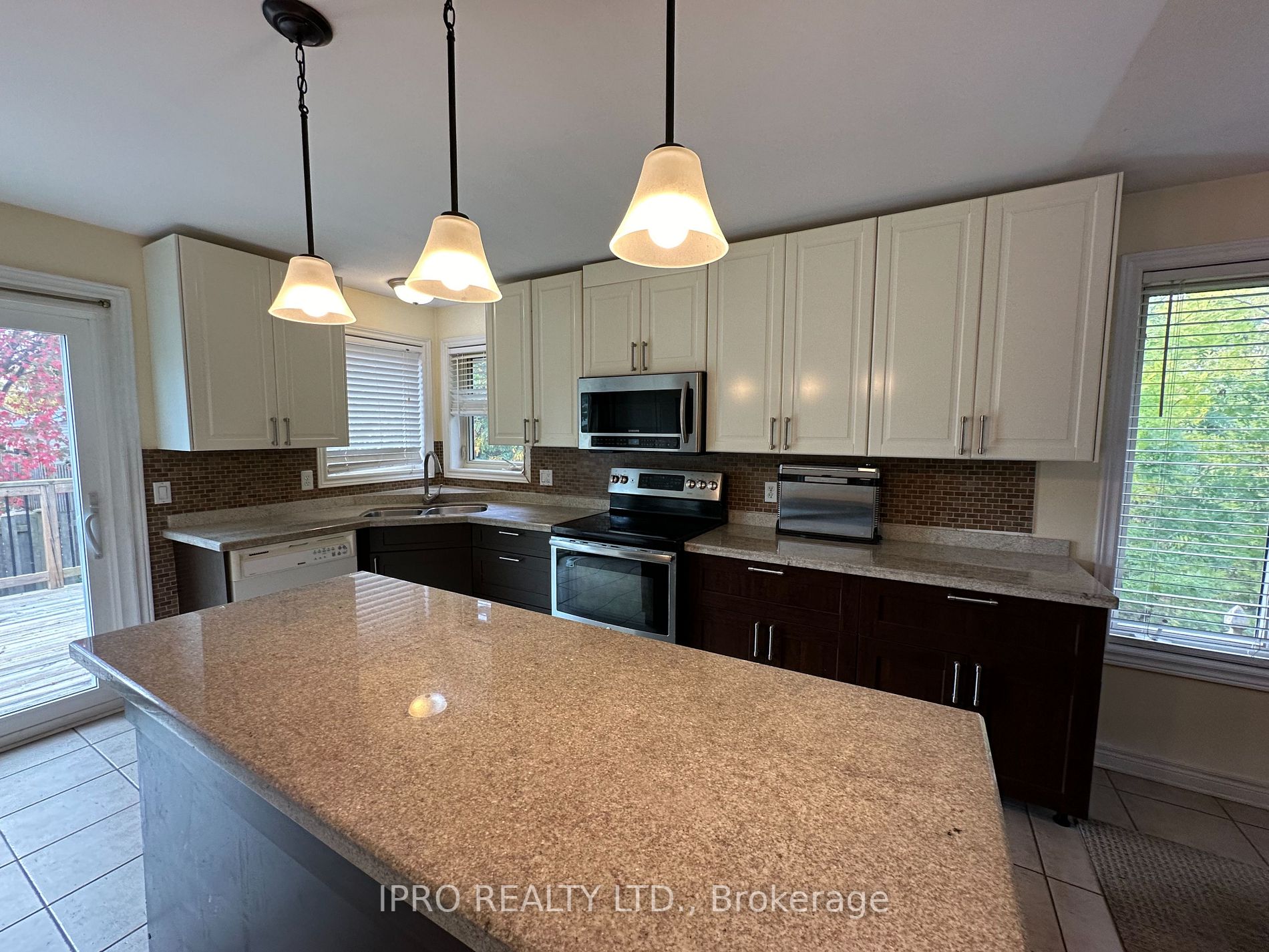 8174 Orchard Grove Pkwy