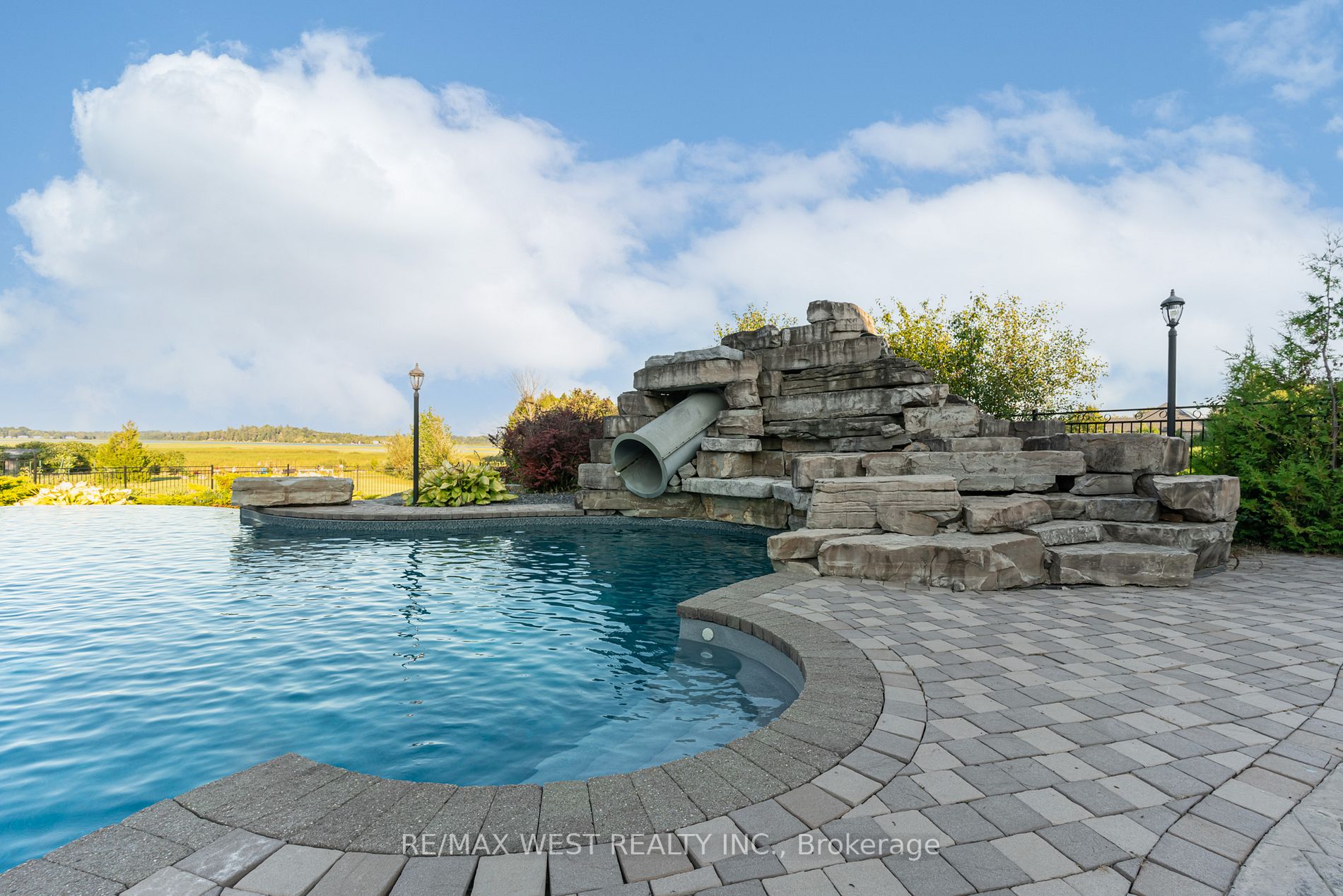 31 Wispi Shore Rd