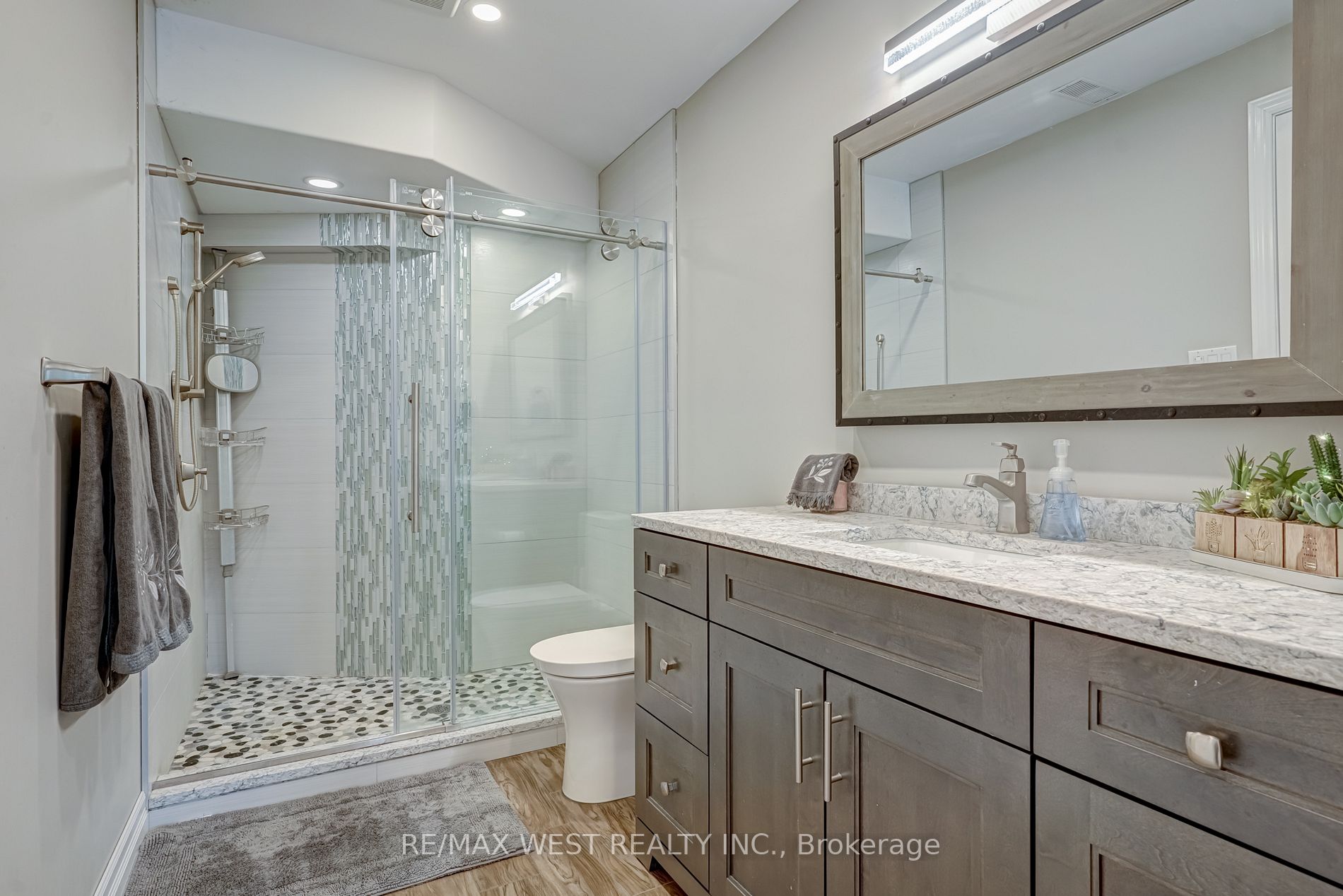 31 Wispi Shore Rd