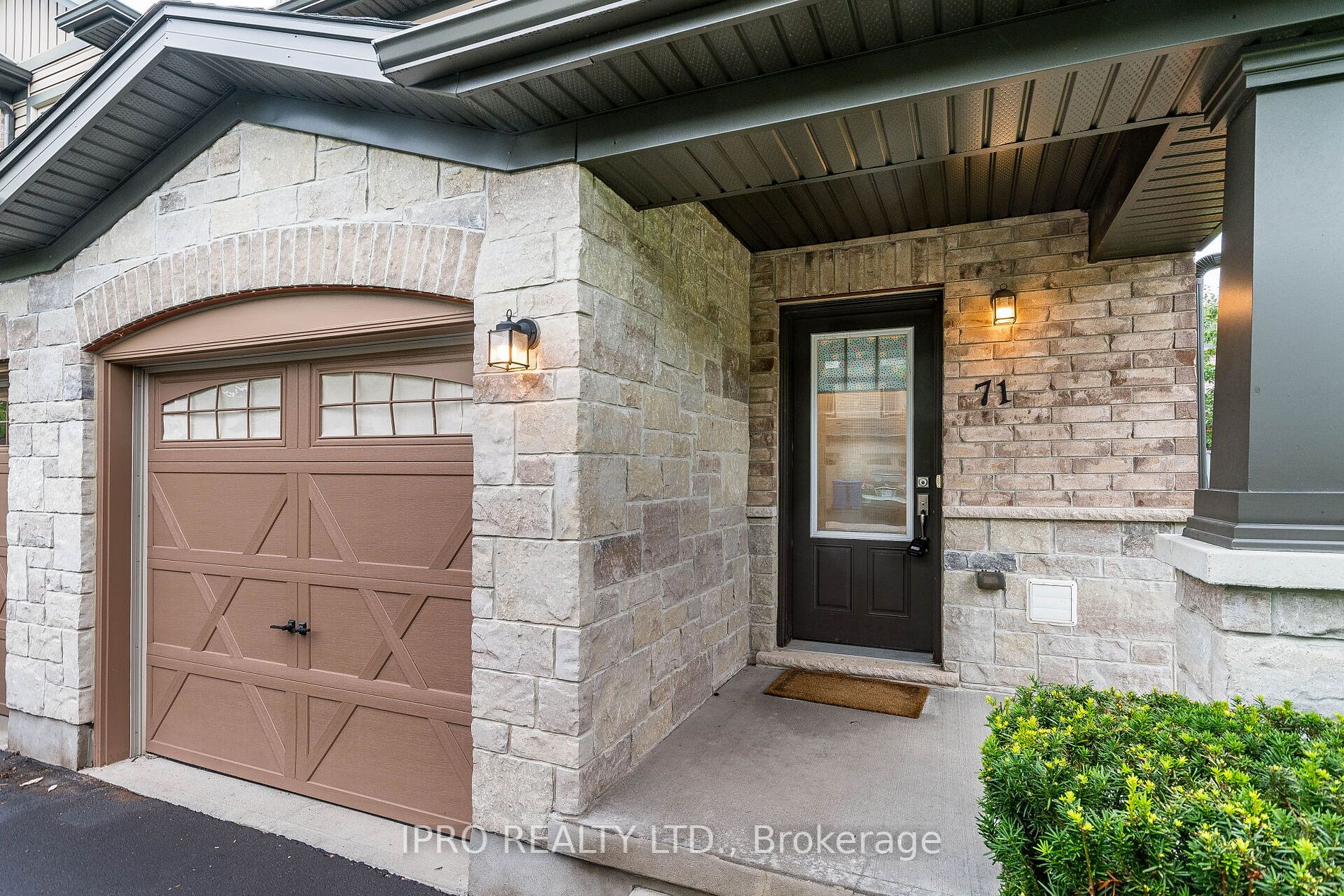 71 Arlington Cres, #34