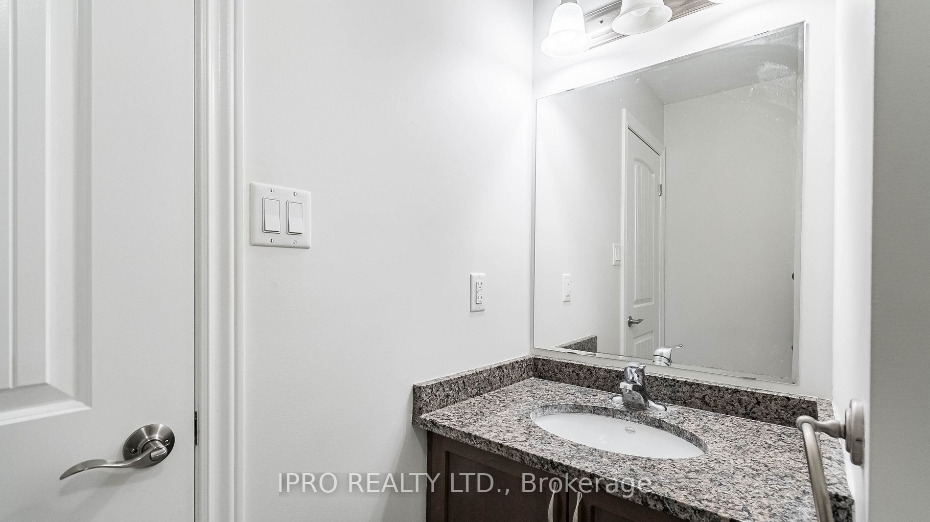 71 Arlington Cres, #34