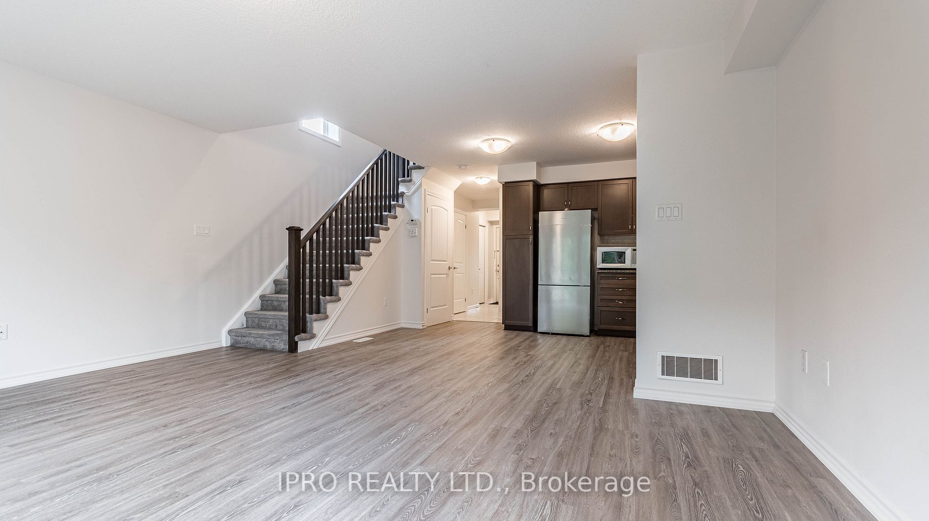 71 Arlington Cres, #34