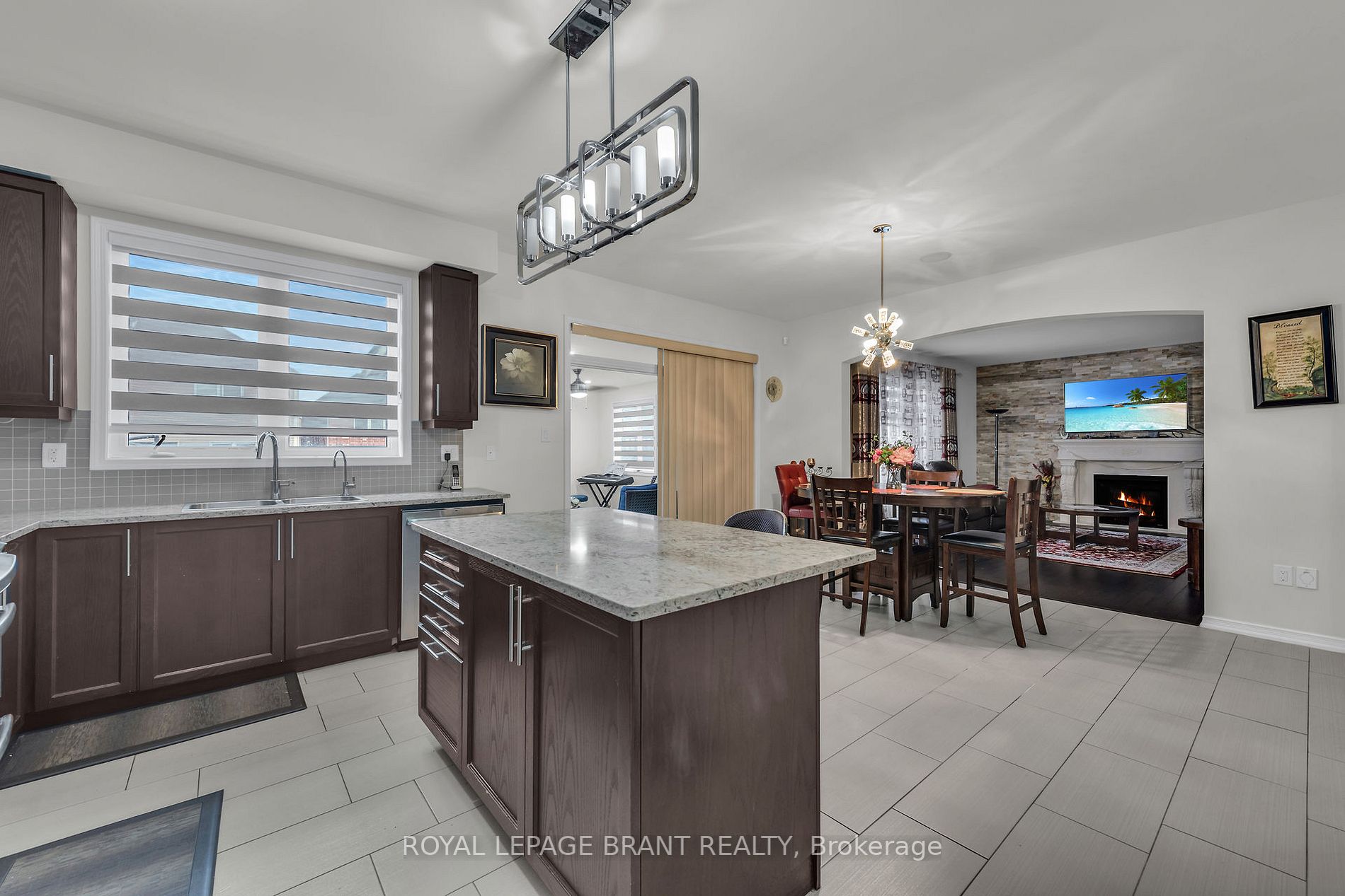 312 Blackburn Dr