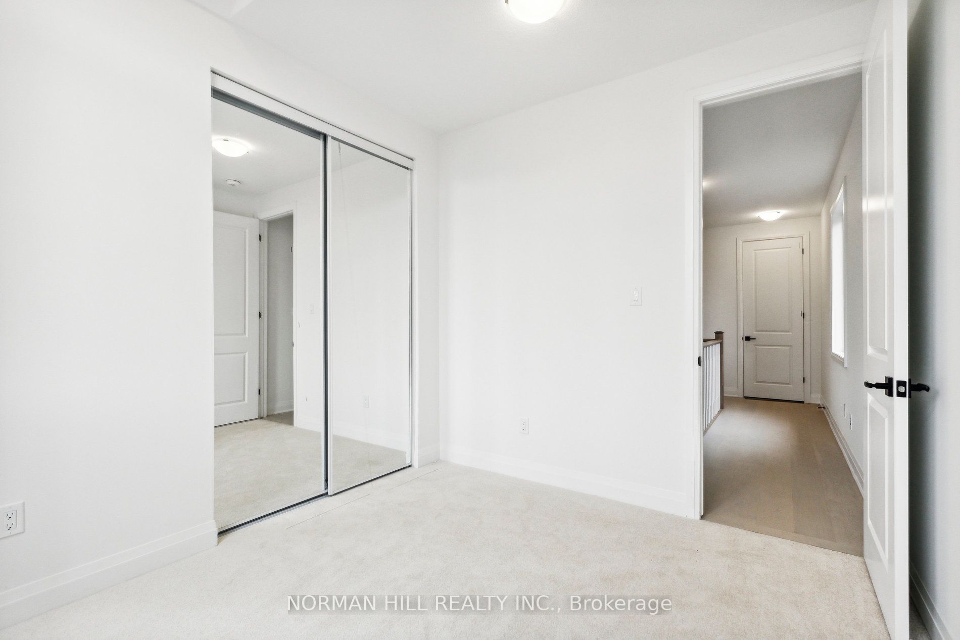 31 Hammermeister St