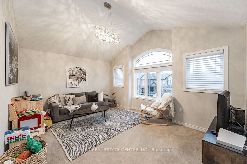 14 Forest Creek Drive