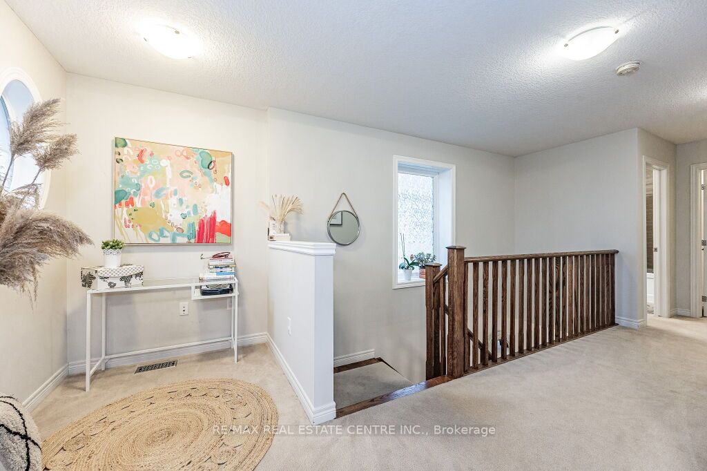 14 Forest Creek Drive