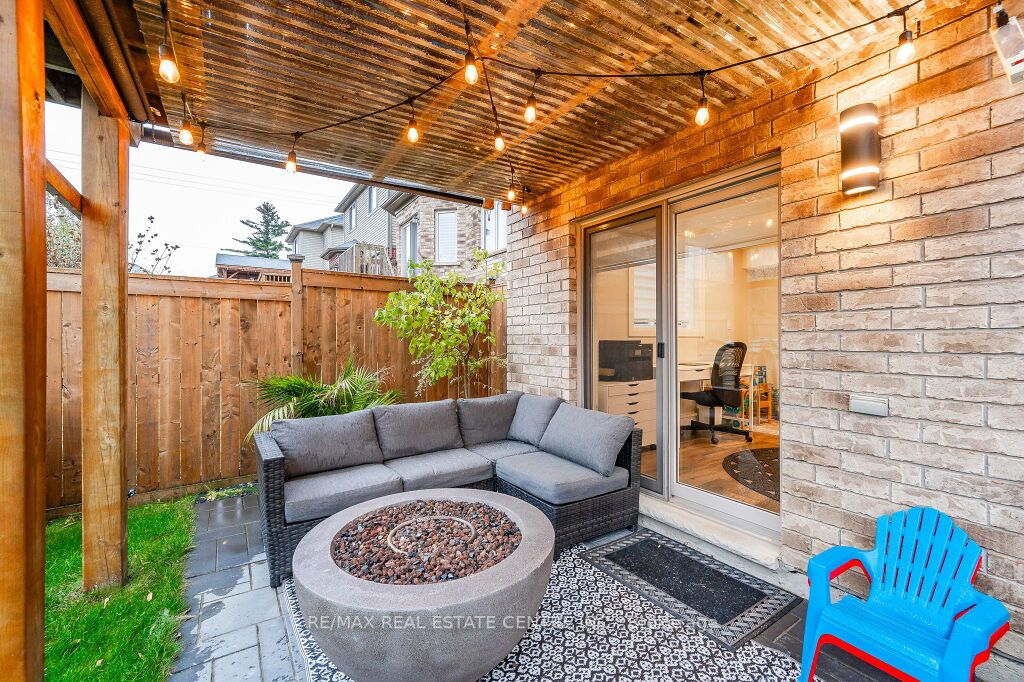 14 Forest Creek Drive