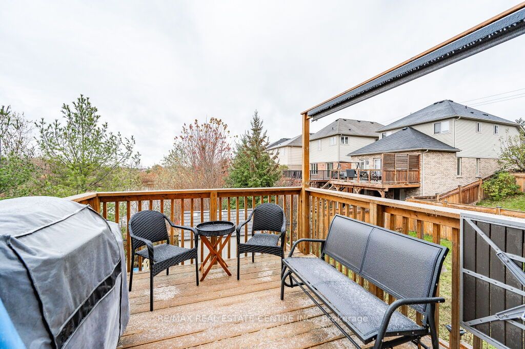 14 Forest Creek Drive