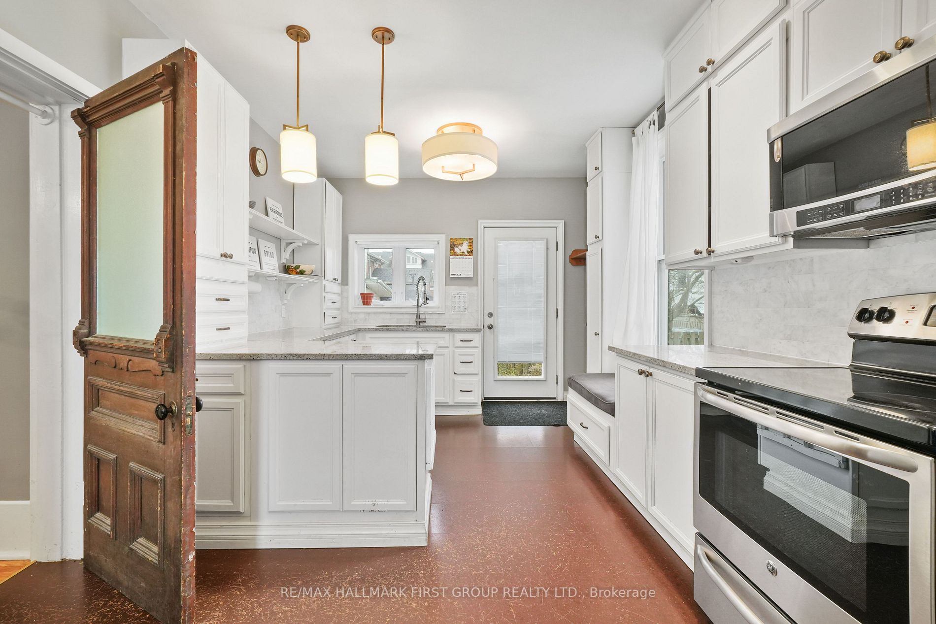 355 Division St