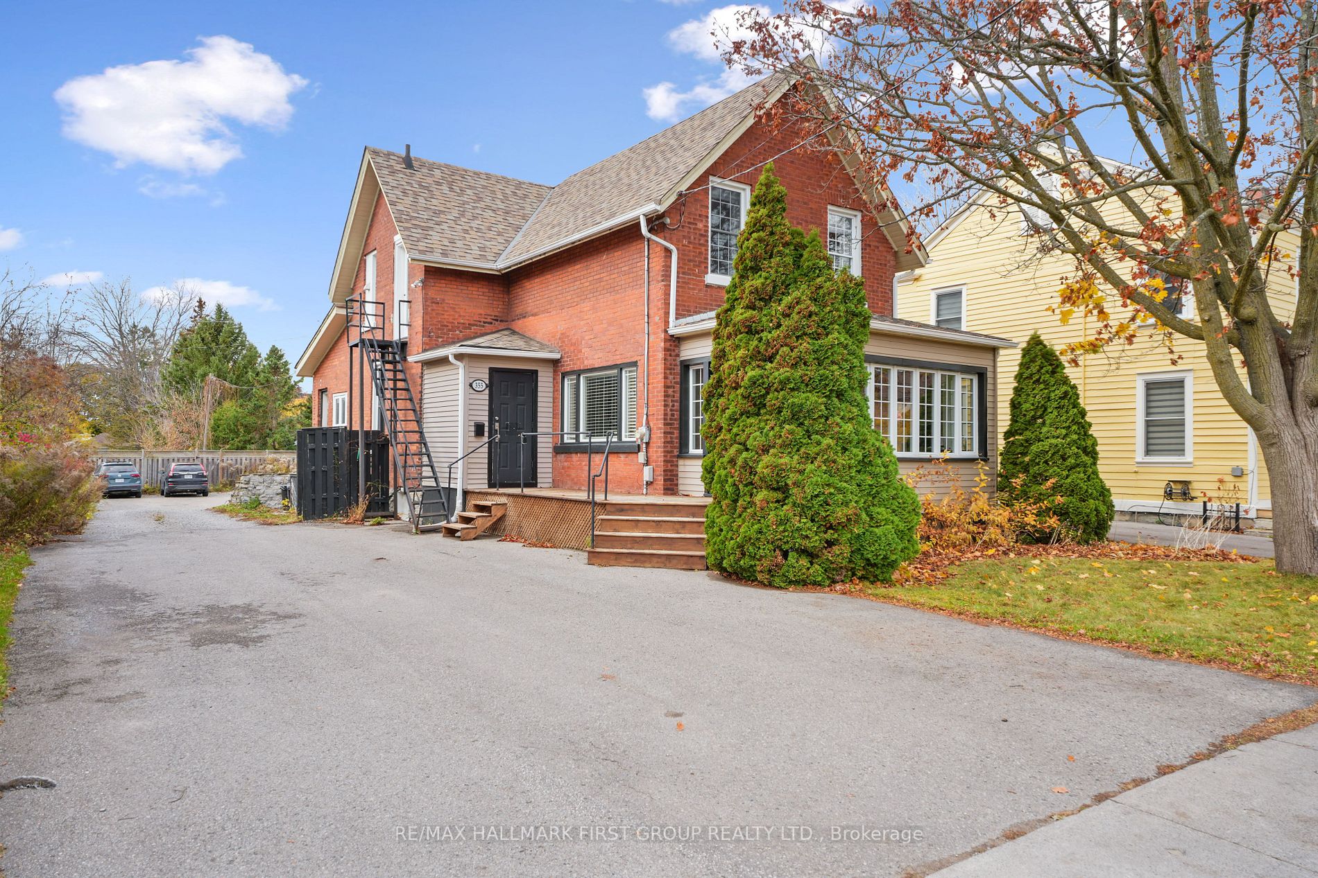 355 Division St