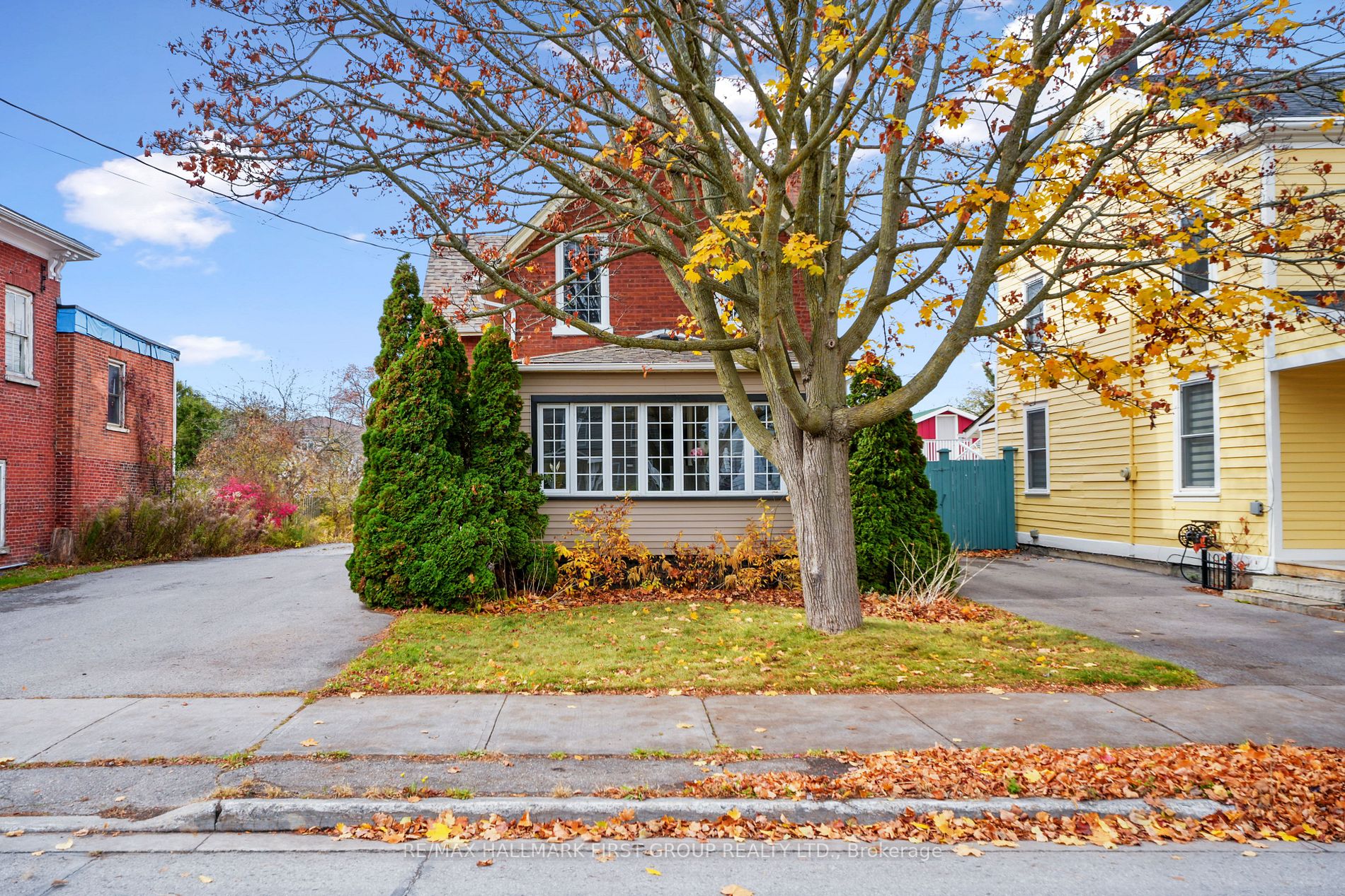355 Division St