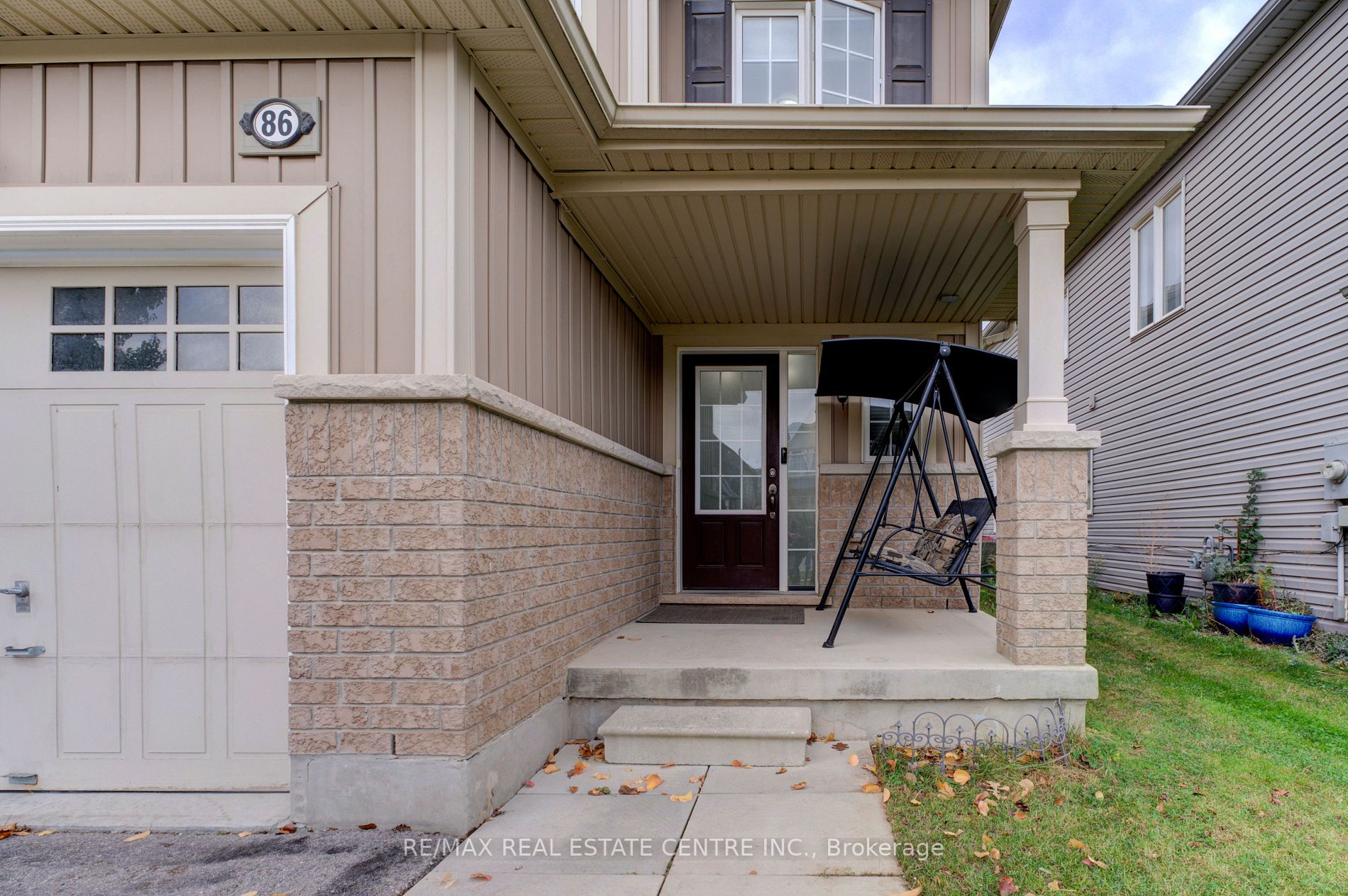 86 English Lane