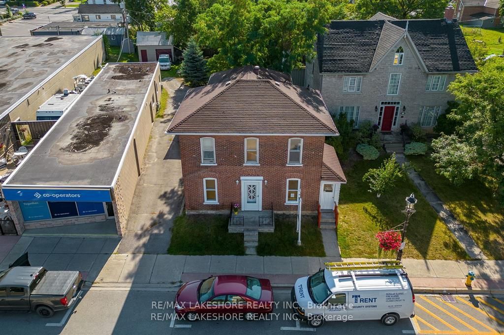 55 Front St