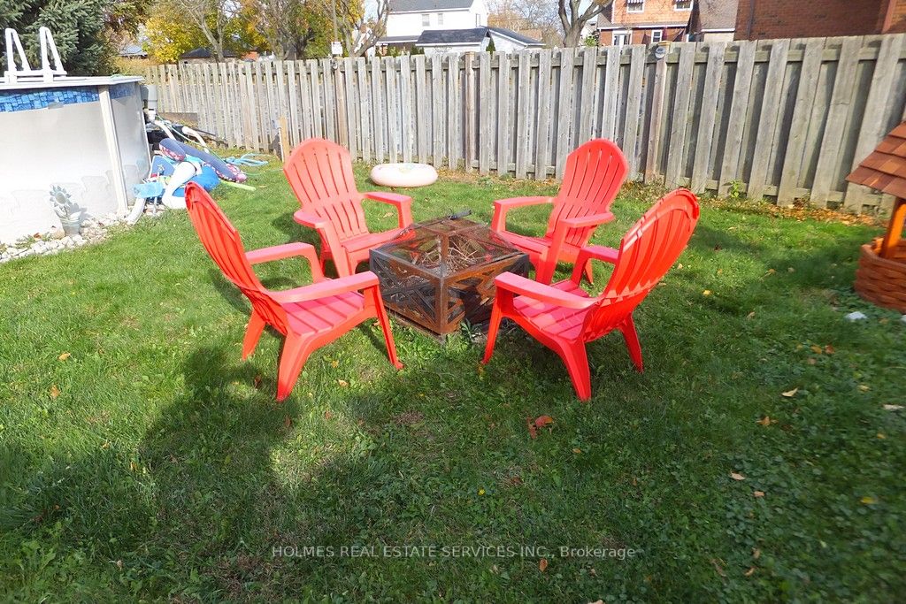28 Knightwood Dr