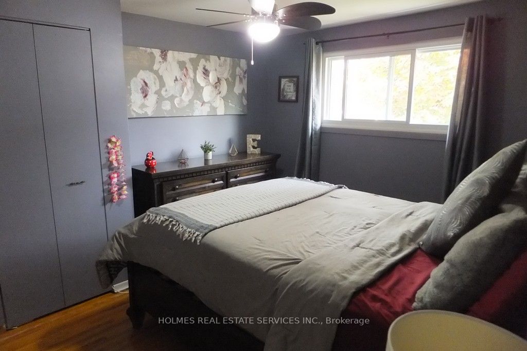 28 Knightwood Dr