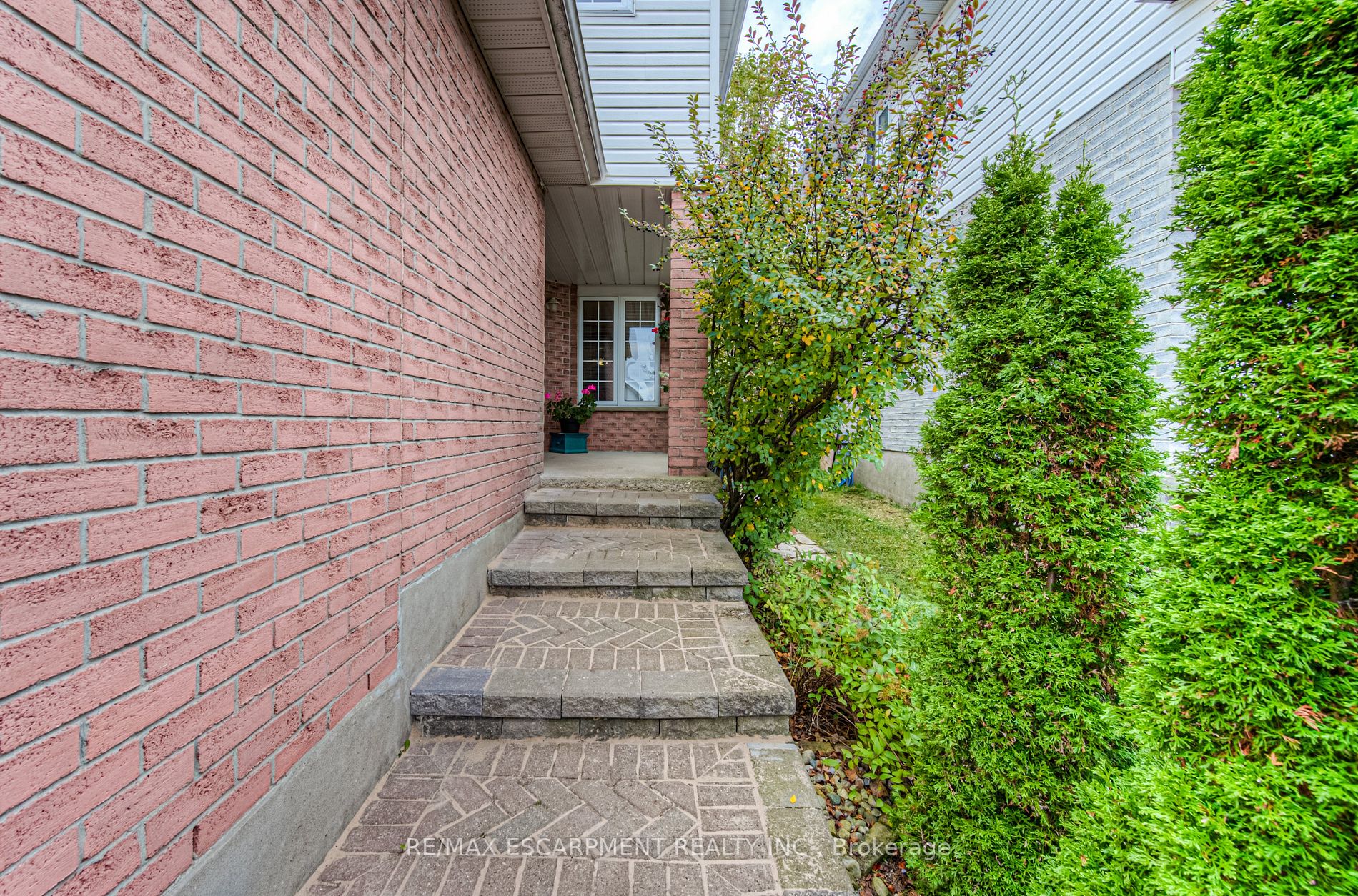 23 Beechmanor Cres