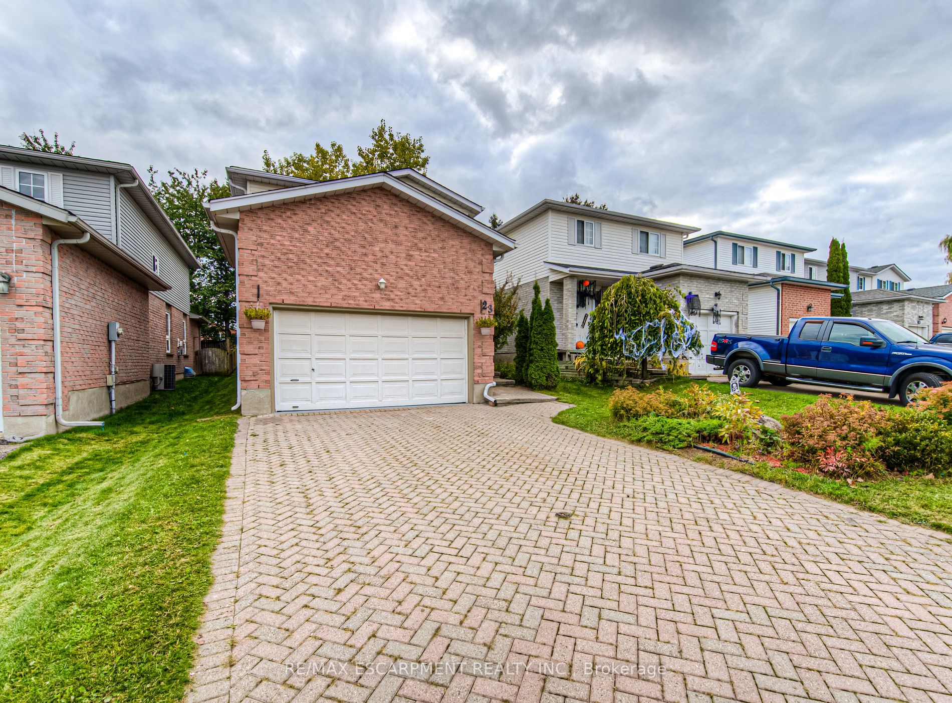 23 Beechmanor Cres