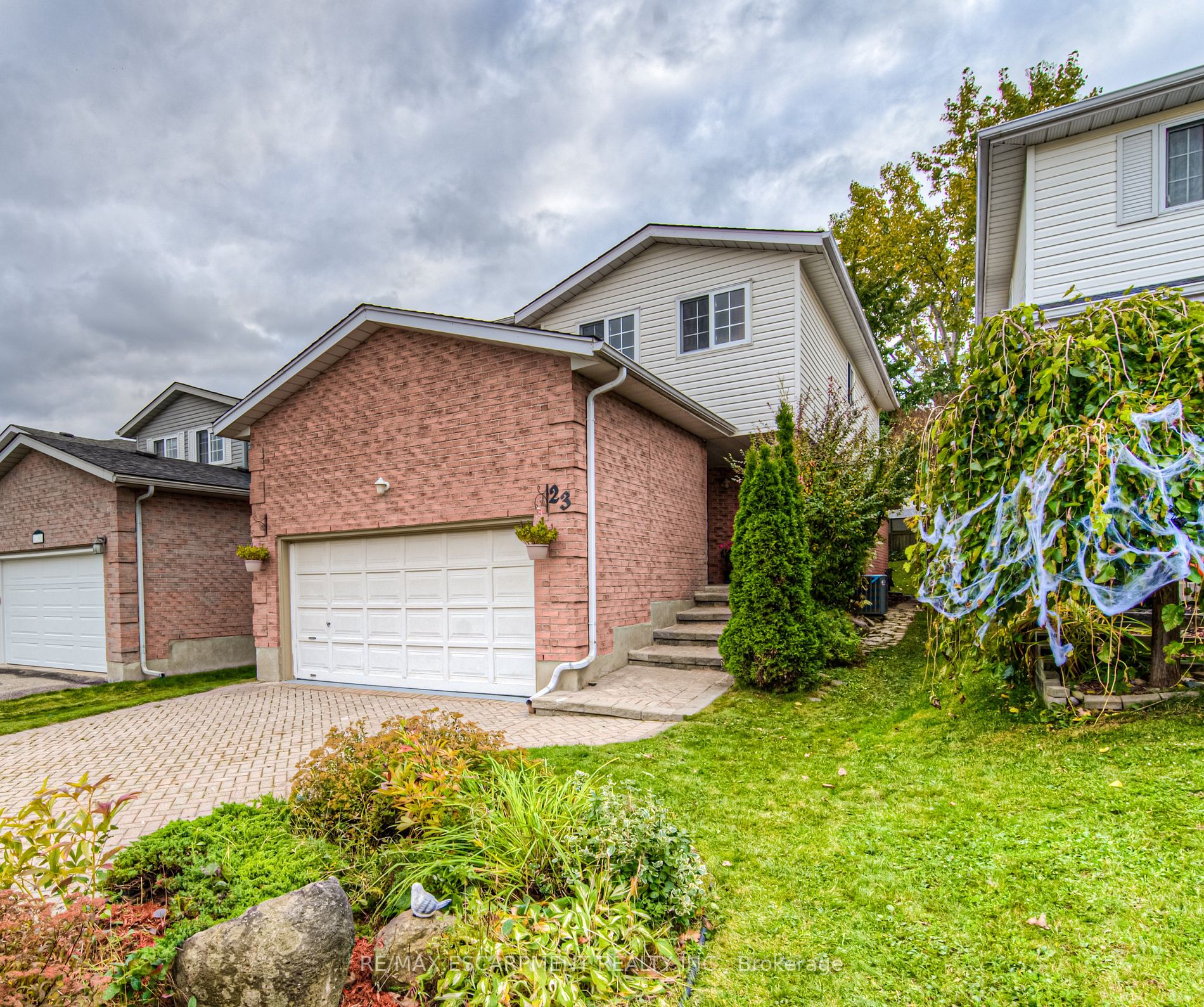 23 Beechmanor Cres