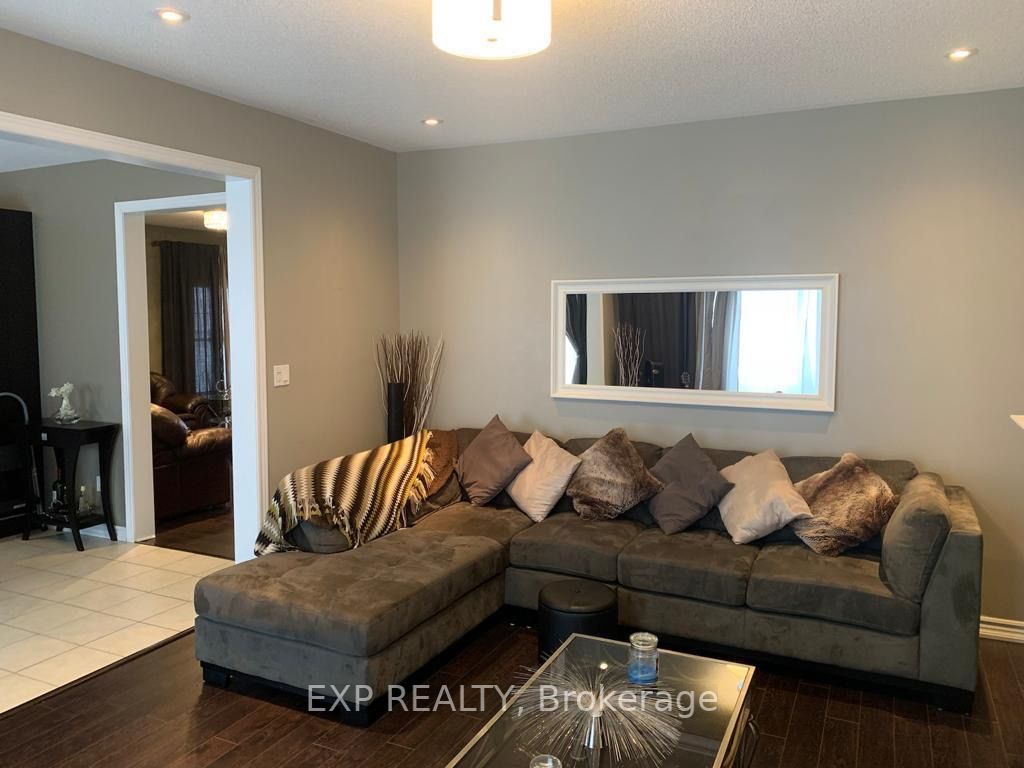189 Morden Dr
