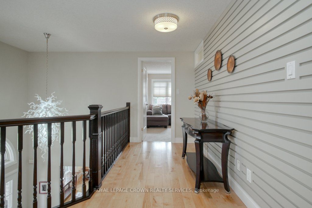 52 Winifred St