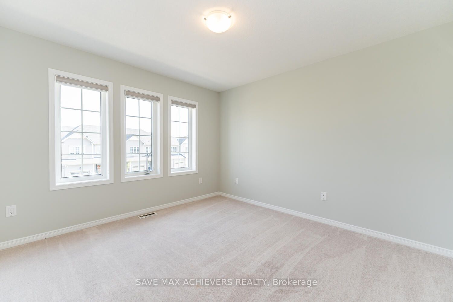 6 Cooke Ave