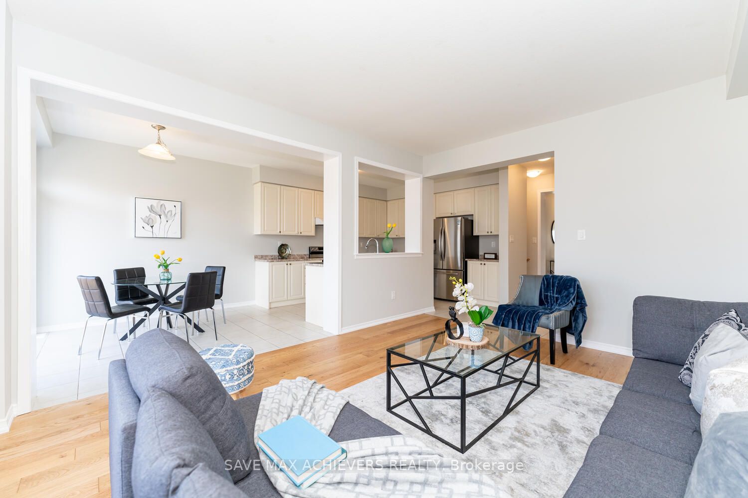 6 Cooke Ave