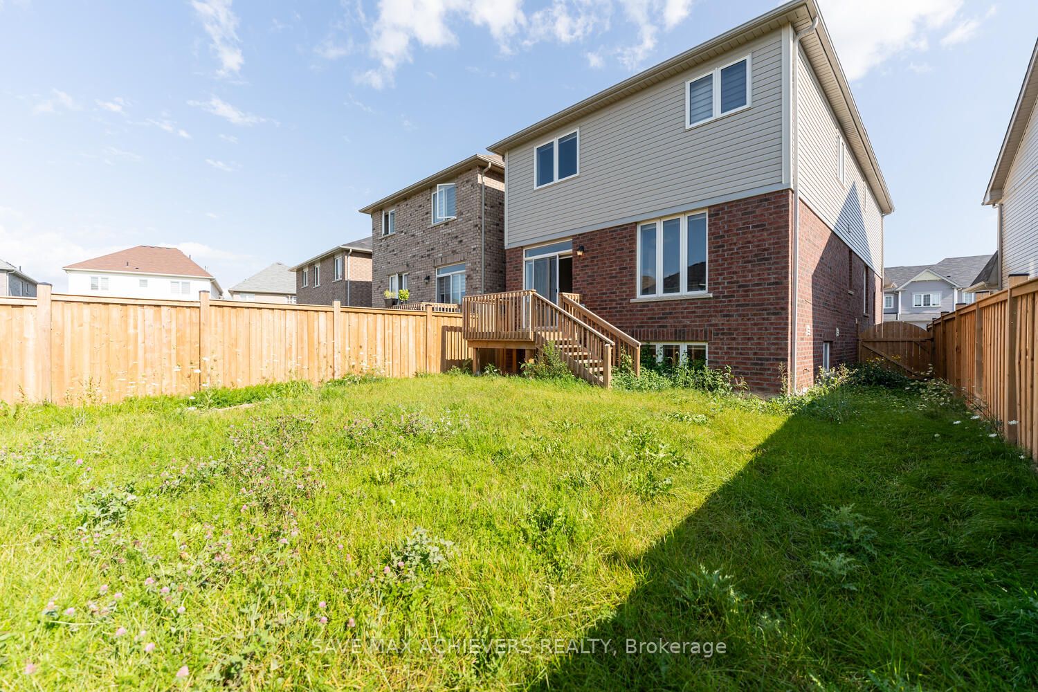 6 Cooke Ave