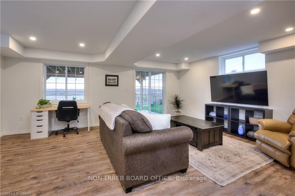 952 Eden Oak Crt