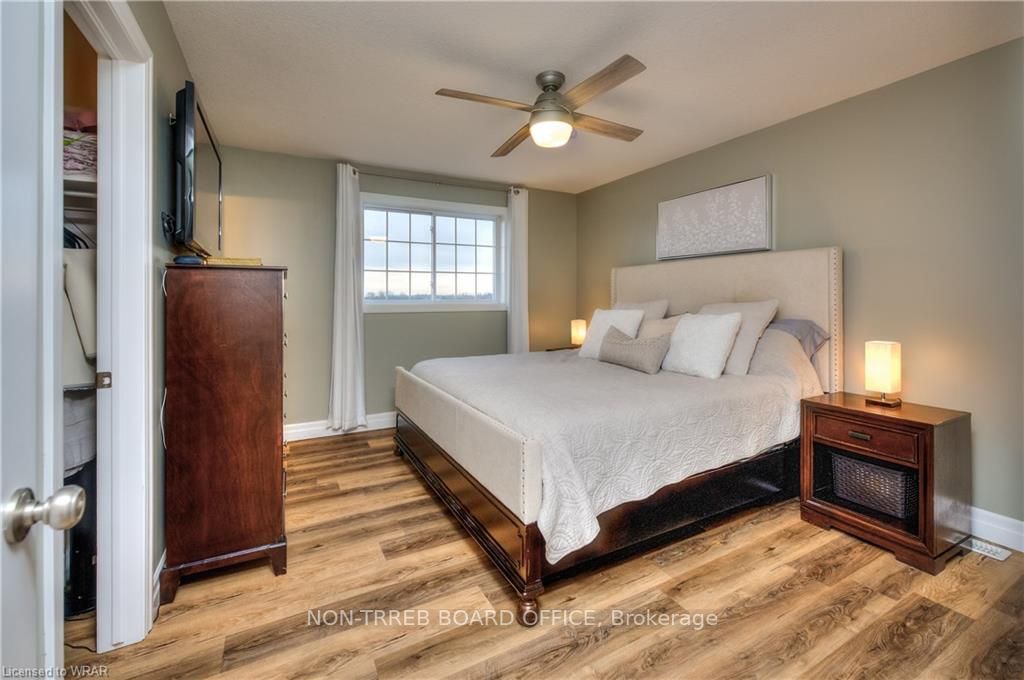 952 Eden Oak Crt