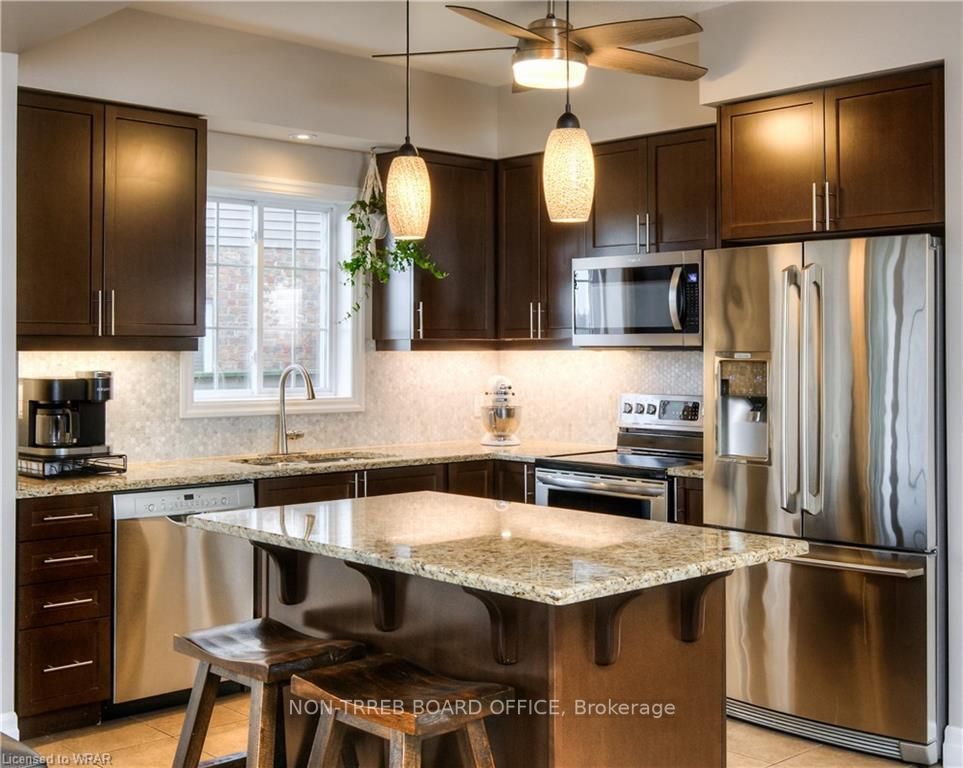 952 Eden Oak Crt