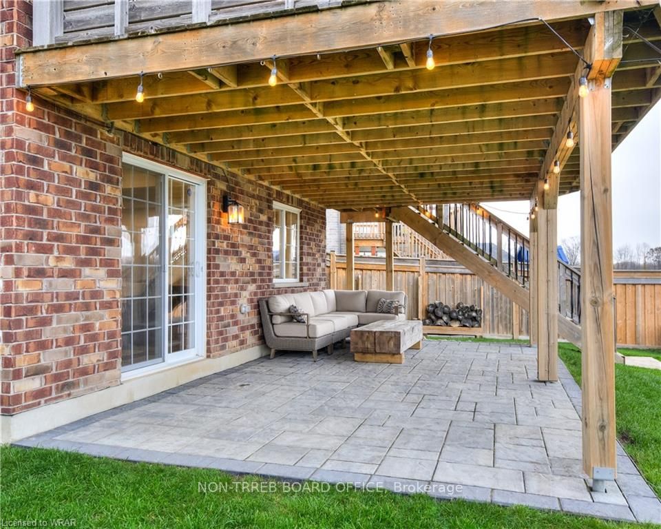 952 Eden Oak Crt