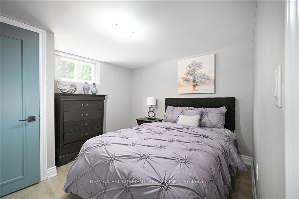 286 East 14th St