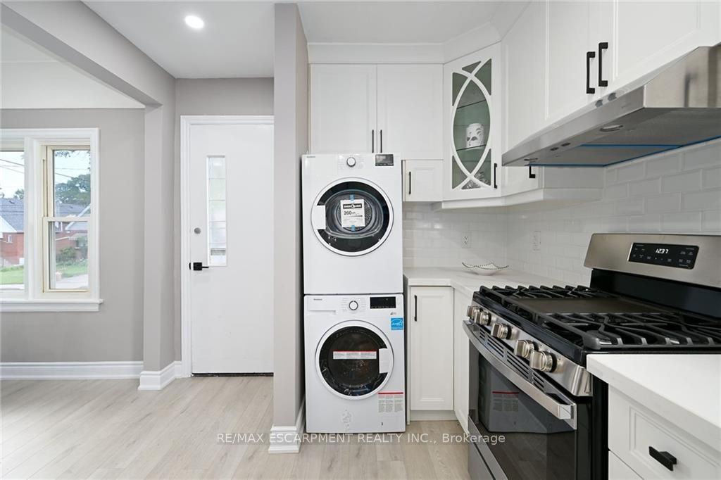 286 East 14th St