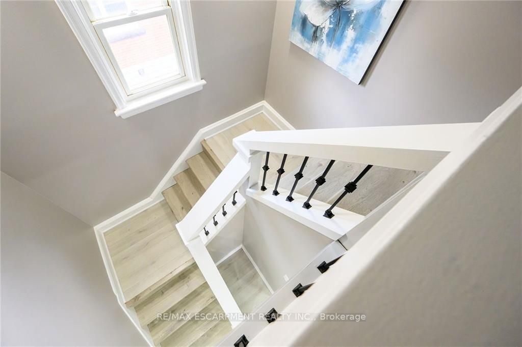286 East 14th St
