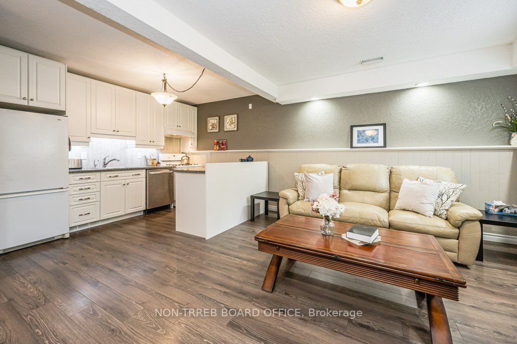 272 Biehn Dr