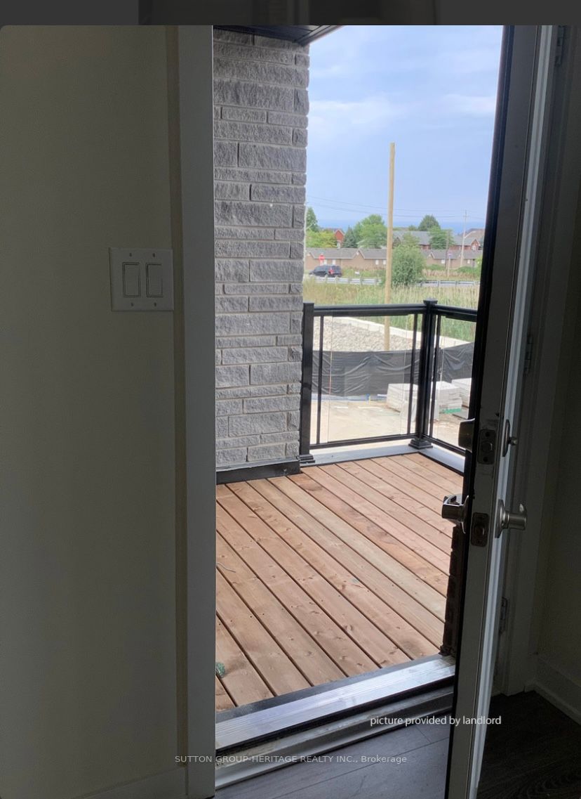 590 North Service Rd, #71