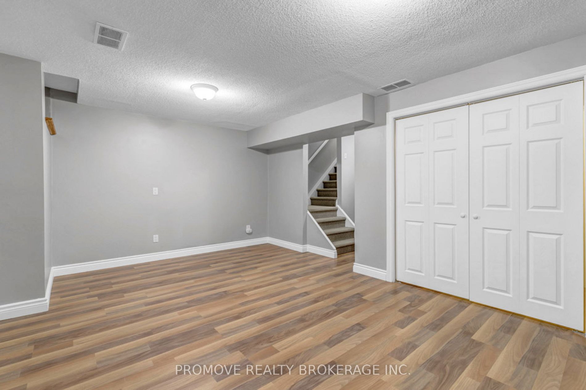 240 London Rd W, #67