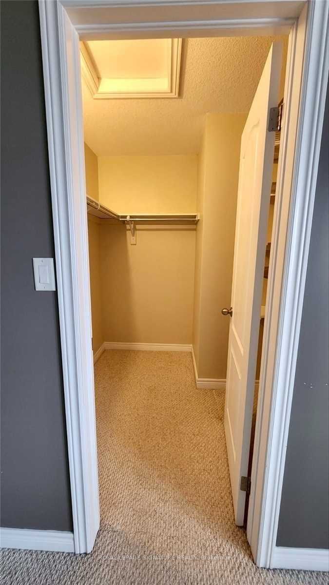 72 Secinaro Ave