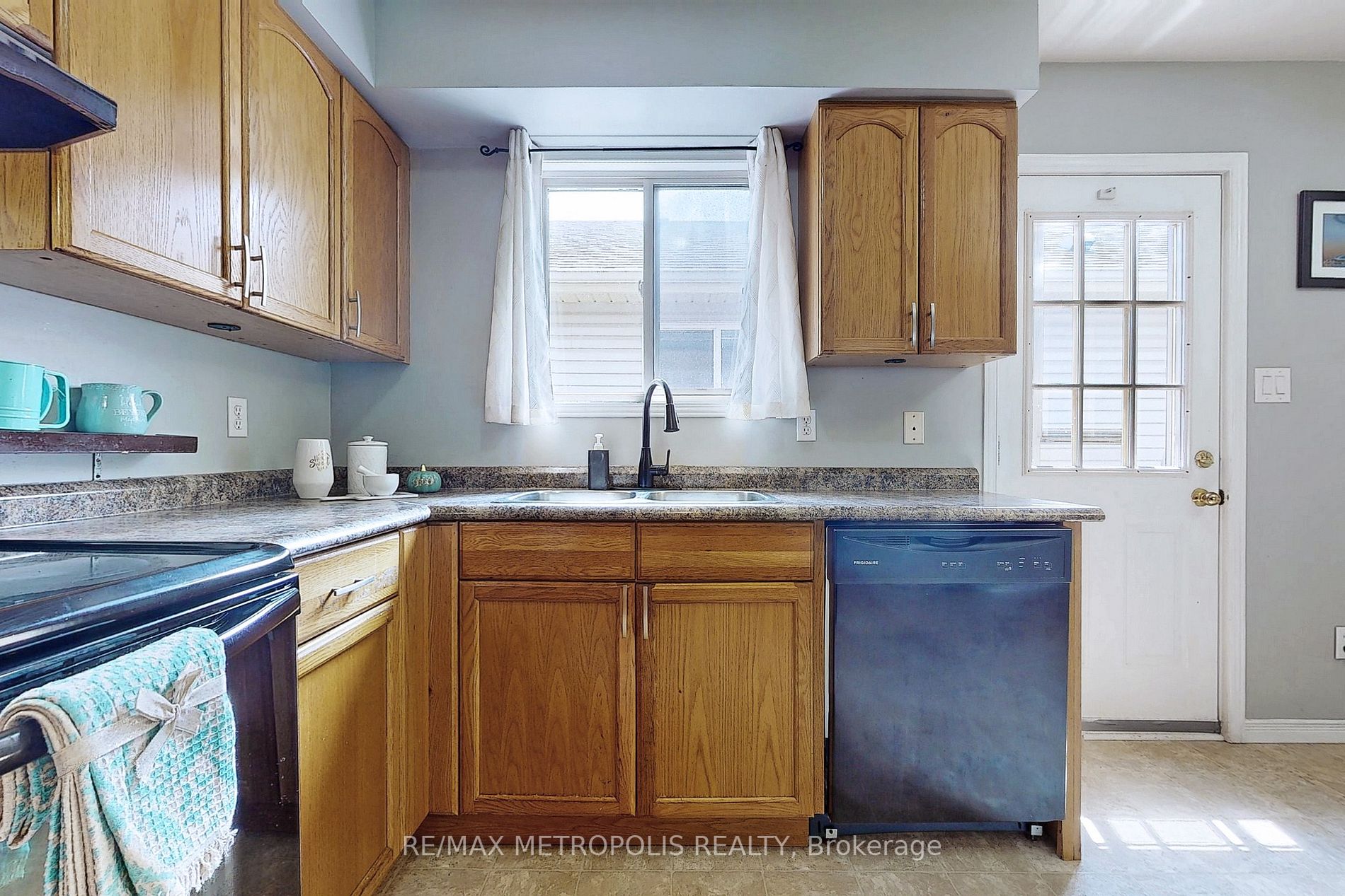 325 Lighthouse Road, #48