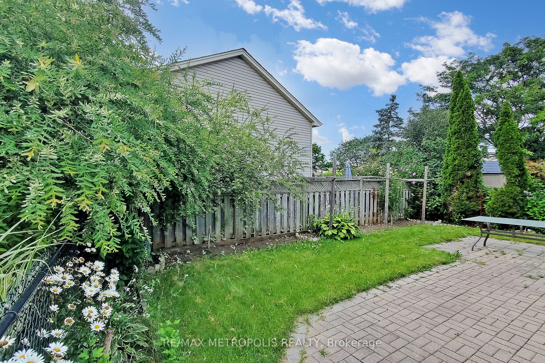 325 Lighthouse Road, #48